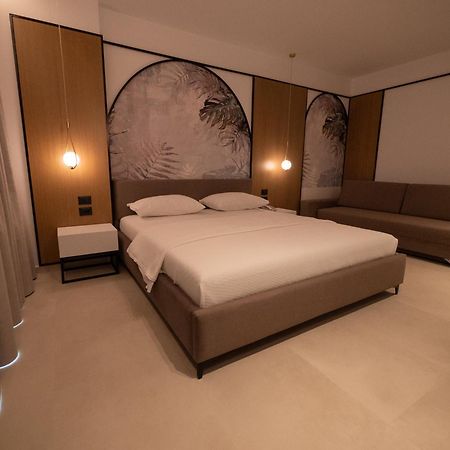 Colosseum Hotel คซามิล ภายนอก รูปภาพ