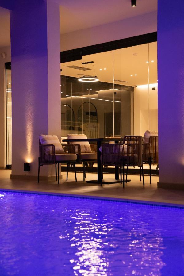 Colosseum Hotel คซามิล ภายนอก รูปภาพ